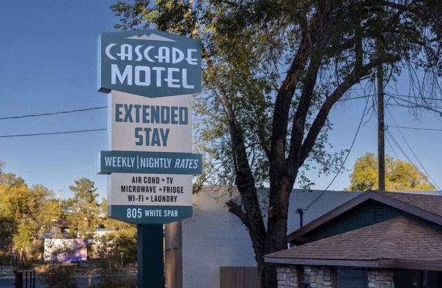 Nostalgic Motel Vibes *Cozy Rooms * WIFI *Room 5