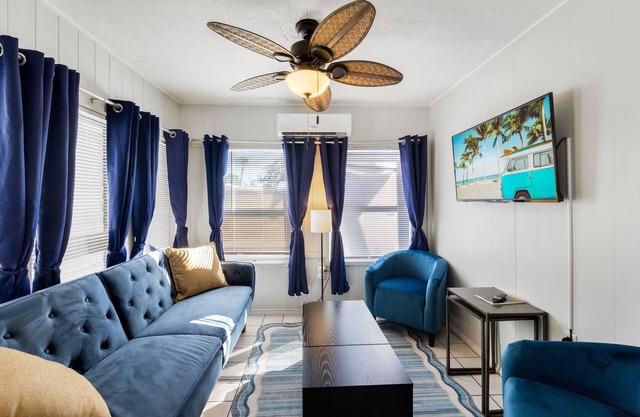 Nottingham Beach Bungalow near Siesta Key