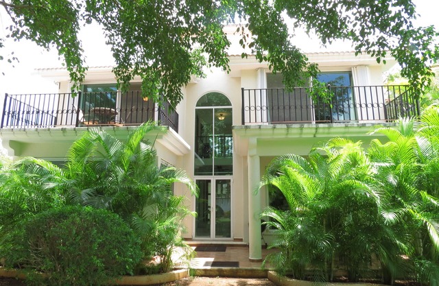 Spécial Novembre - Prix Réduit - Casa Elena ~ Villa 3 Chambres (2 Maîtres)