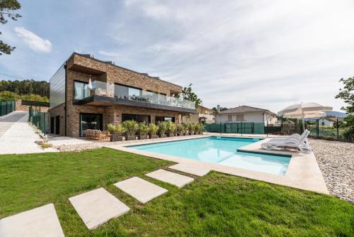 Nova Aguieira Apartments - Acceso directo playa
