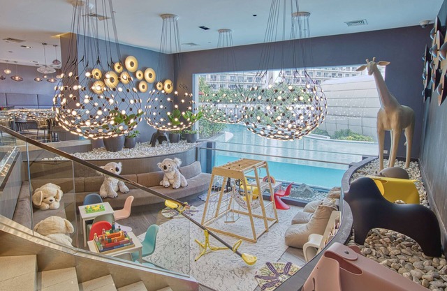 Novotel Suites Manila at Acqua