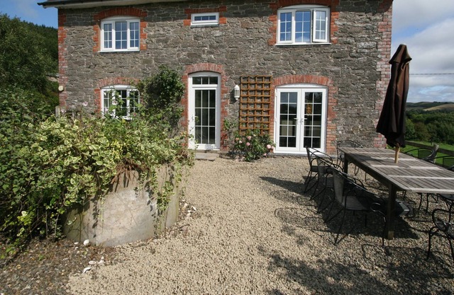 Ferme de luxe indépendante dans le Shropshire rural idyllique 8 + 1 lit bébé