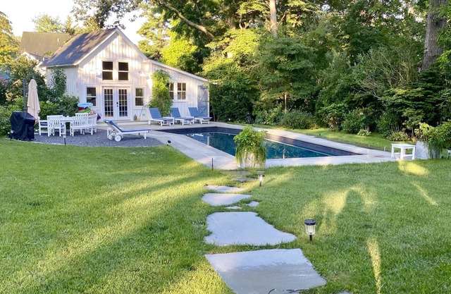 Stylish home + Pool House walk to town/jitney/park