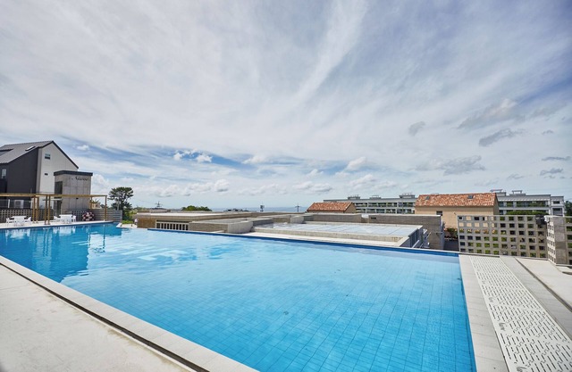 Nueve Poolvilla And Resort