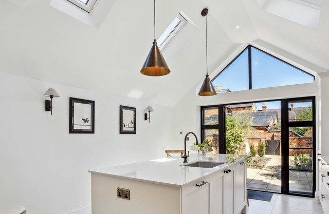 Number Ten - Beautiful 3-Bedroom Luxury Home