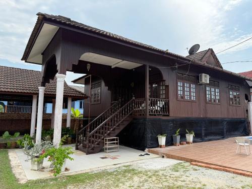 Nuruls Homestay