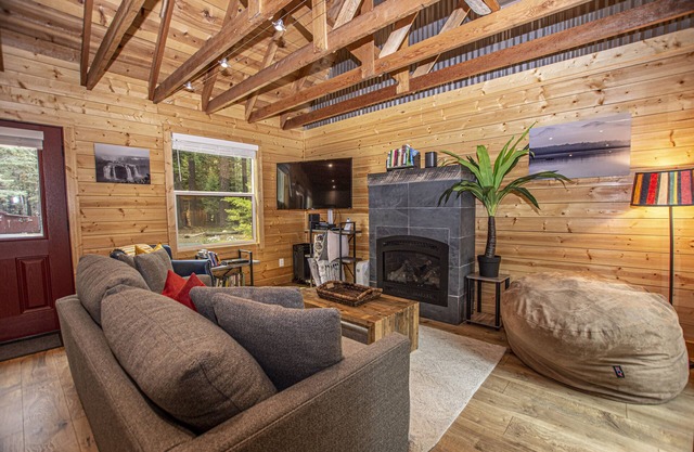 O'Brien's Den: une cabane confortable, confortable et entièrement r��novée sur la côte ouest