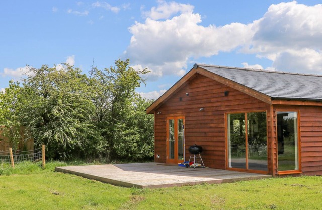 Oak Lodge, SHERIFF HUTTON