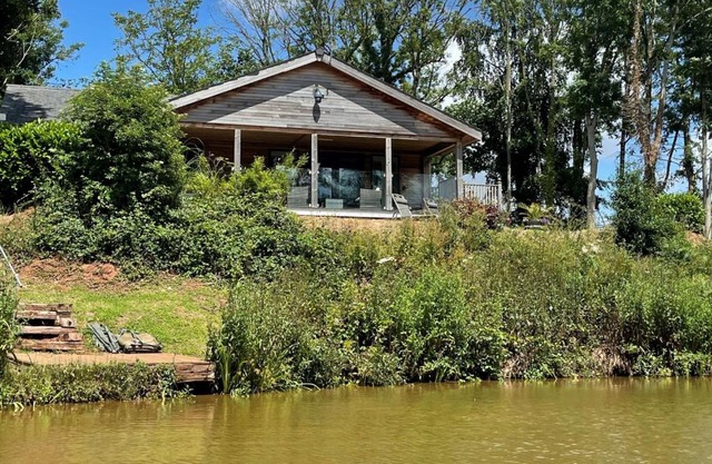 Oak Lodge, South View Lodges, Exeter