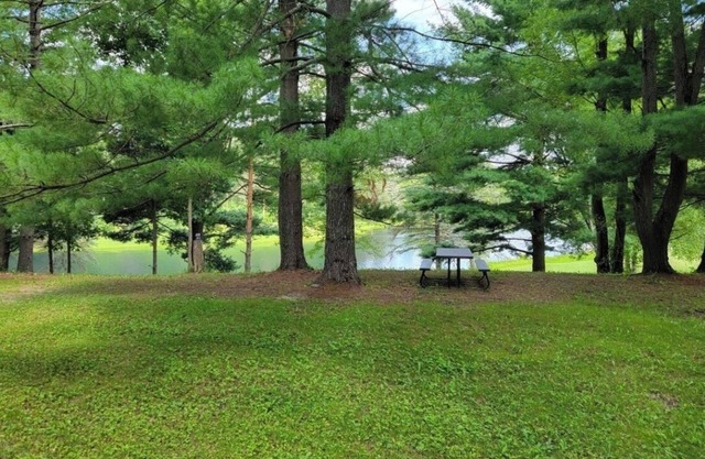 OakHill a Peaceful Paradise!!