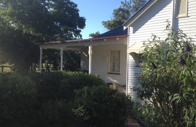 Oakhurst Cottage FarmStay