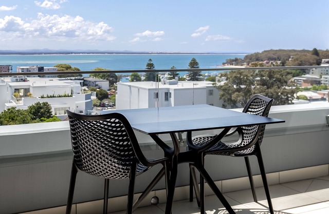 Oaks Nelson Bay Lure Suites