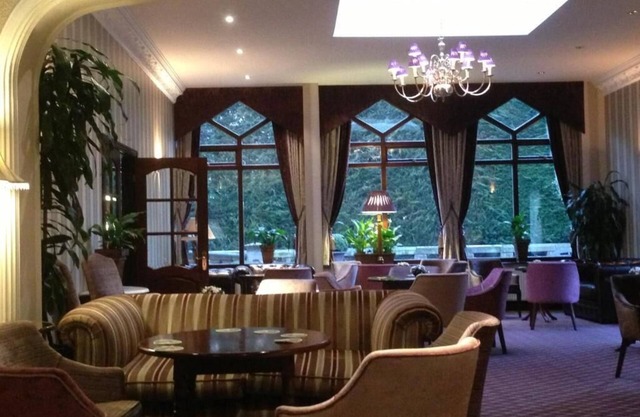 Oakwood Hall