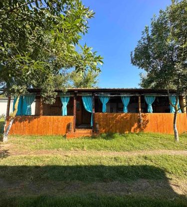 Oasis Blue Lozenets