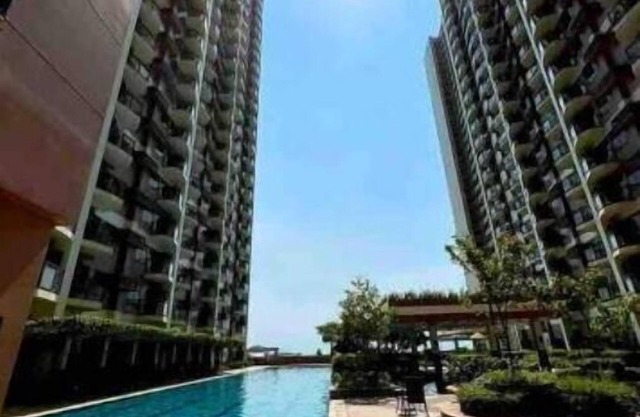 Oasis by Manila Bay near Mall of Asia, US Embassy