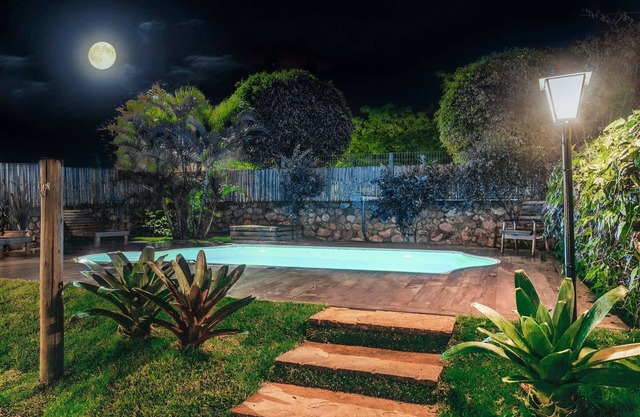 LA MAISON POUR VOS VACANCES jardin, wifi, ciel, 800 mts de la mer, nous acceptons vos chiens