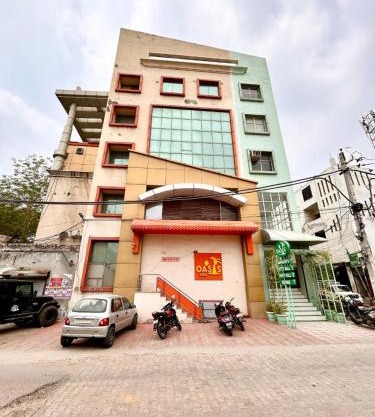 Oasis Inn