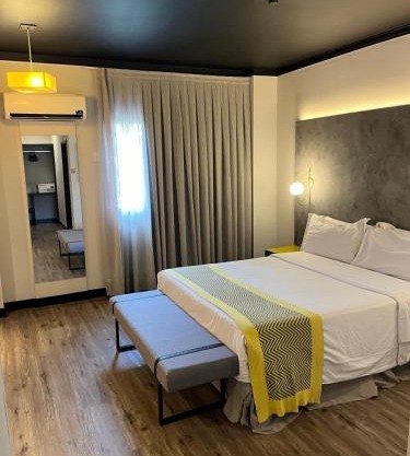 Oasis Tower Hotel