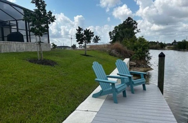 Oasis W/ Heated Salt Water Pool & Private Pier! Great for 2 Families!
