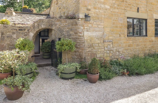 Oat Hill Cottage, BROADWAY