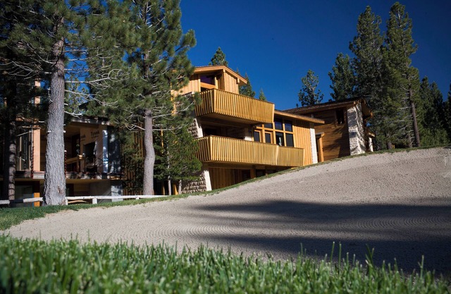 OBSIDIAN RESIDENCES