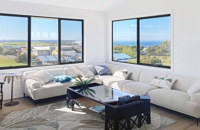 Ocean 12 · Spectacular Coastal & Country Views Bass Coast Kilcunda