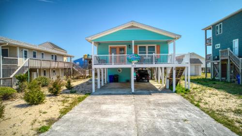 Ocean Breeze Cottage - Ocean View Home with Private Pool and Fire Pit