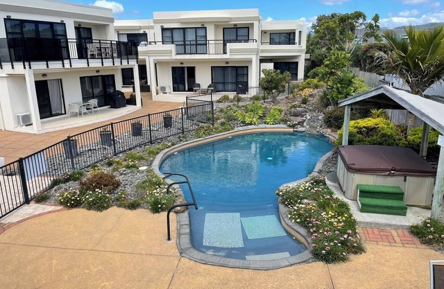 Ocean Breeze Resort