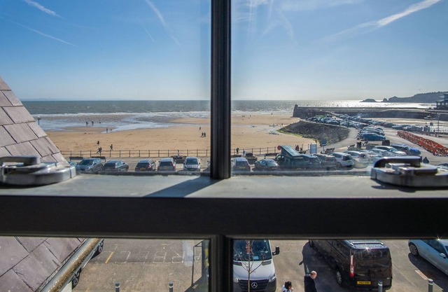 Ocean Cabins No. 13 @ The Square - Saundersfoot