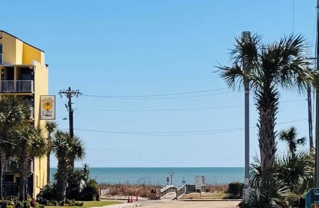 Ocean Dunes Villas #15, short walk to the beach