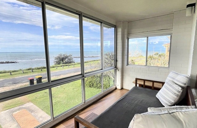 OCEAN ESCAPE - Minnie Water, NSW