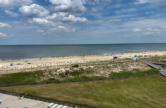 608 Dover - Sea Colony East