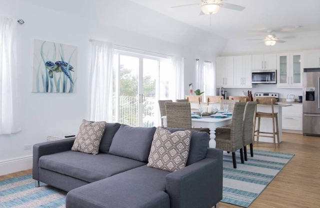Ocean Front, 2 bedroom in Historic St. George