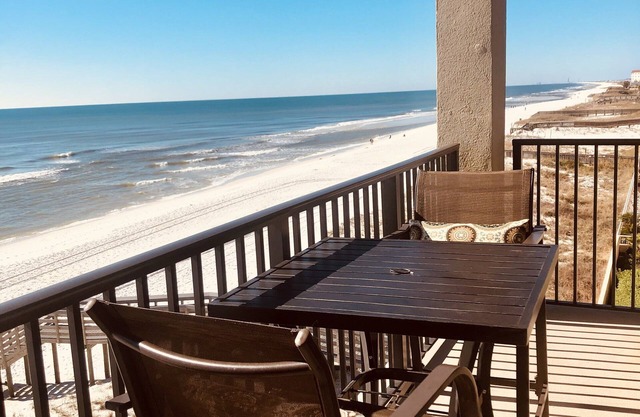 Ocean Front, Corner Unit, Wi-Fi, 2BR, 2 BA, belle vue