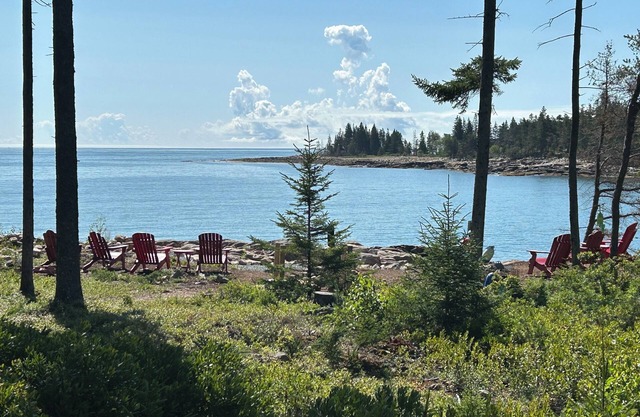 Ocean Front Cottage sur le port de Birch calme