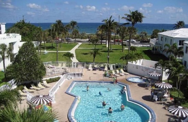 Vue directe sur l'océan, du 16 au 23 mai 2020, à Delray Beach dans le sud de la Floride - Classé n ° 1