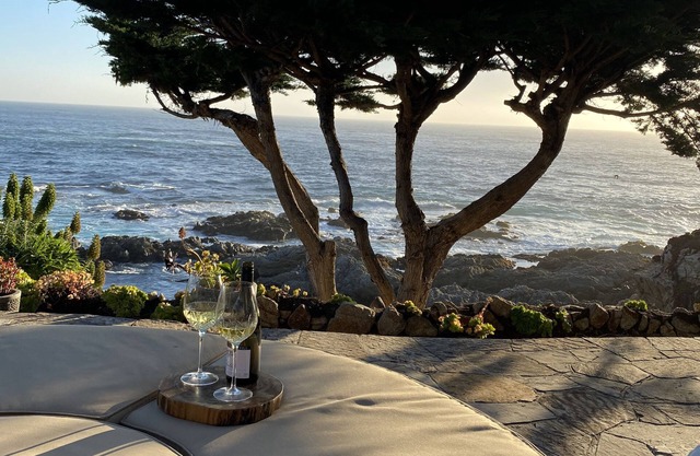 Ocean Front Home avec Private Cove, Carmel. 8 couchages