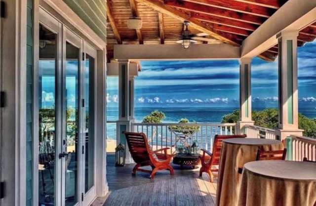 OCEAN FRONT OASIS PRIVATE RESORT LIKE HOME - WITH PROTECTED 45' BOAT SLIP