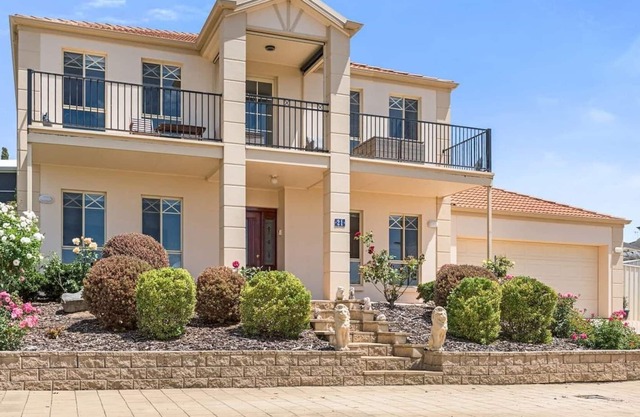 "Ocean Heights" 21 Orca Place, Encounter Bay