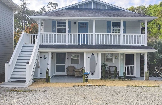 Ocean Isle Beach Studio w / Patio - 1 Mi à Pier!