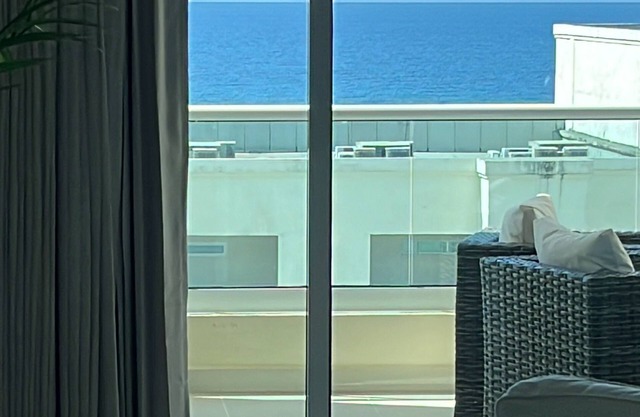 Ocean Oasis Luxe 1BR condo with private balcony stunning ocean views 🌊🏝️