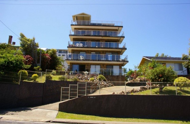 OCEAN RETREAT - your next holiday and appreciate the views and the style!