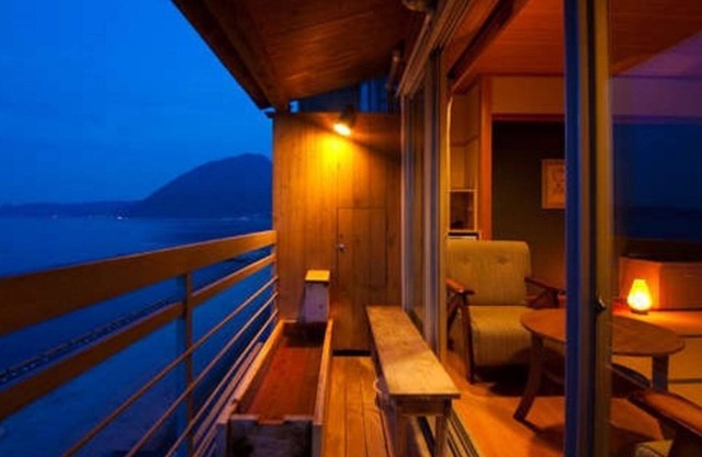 Ocean sideTop floor Japanesestyle room with foo / Beppu Ōita