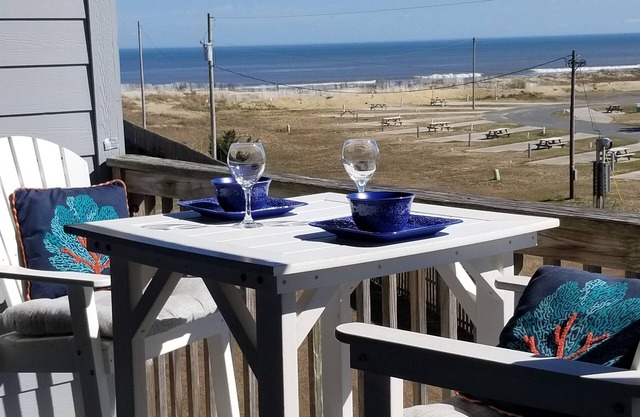 Nouveau sur VRBO! Belle vue sur l'océan et le son Semi OceanFront Condo