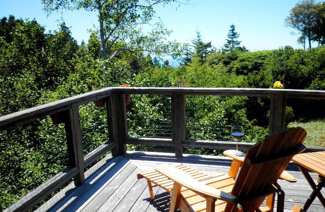 Ocean Tree House - Vues sur la montagne, balcon enveloppant, intimité et sérénité