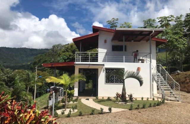Villas Lambeau 3 - Villa 2BR avec vue sur l'océan / Nouvelle construction