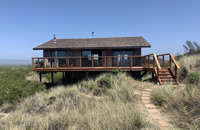 Ocean View Beach House dans les dunes de sable sur la baie de Monterey