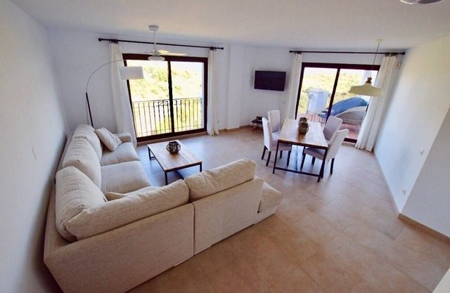 Ocean view Condo in Altos de Marbella, two decks &five minute drive to the beach
