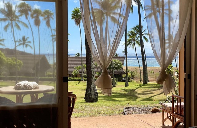 Ocean View Condo in Kepuhi Beach, Molokai Island. Great Value.