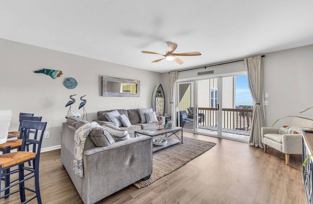 Ocean view condo in Surf City!